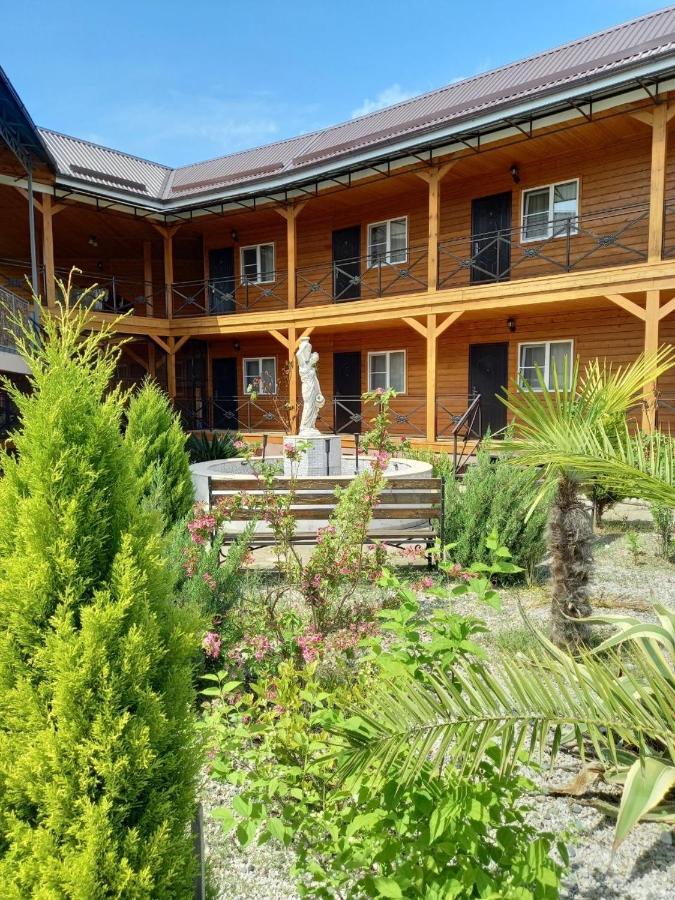 La Fontan Hotel Sukhumi Exterior photo